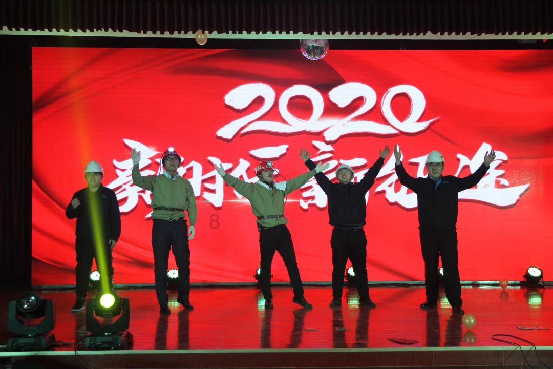 做育婴师必须要熬夜吗游戏画面